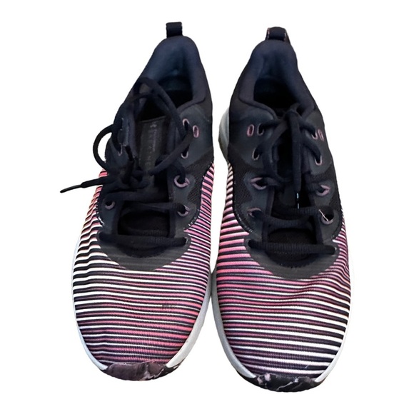 Under Armour Charged Breathe Athletic Shoes - Picture 2 of 8